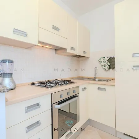 Rubino House شقة